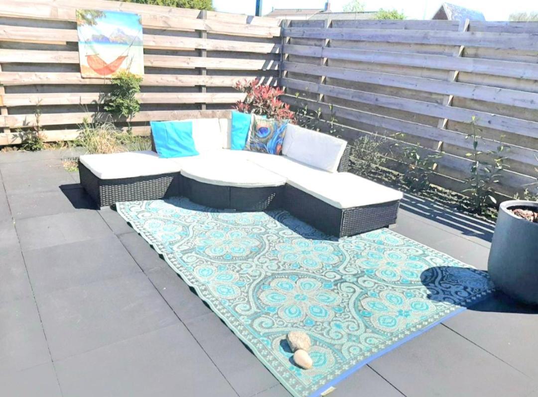 Huisje Britt Met Grote Tuin En Veel Privacy Dirkshorn Экстерьер фото